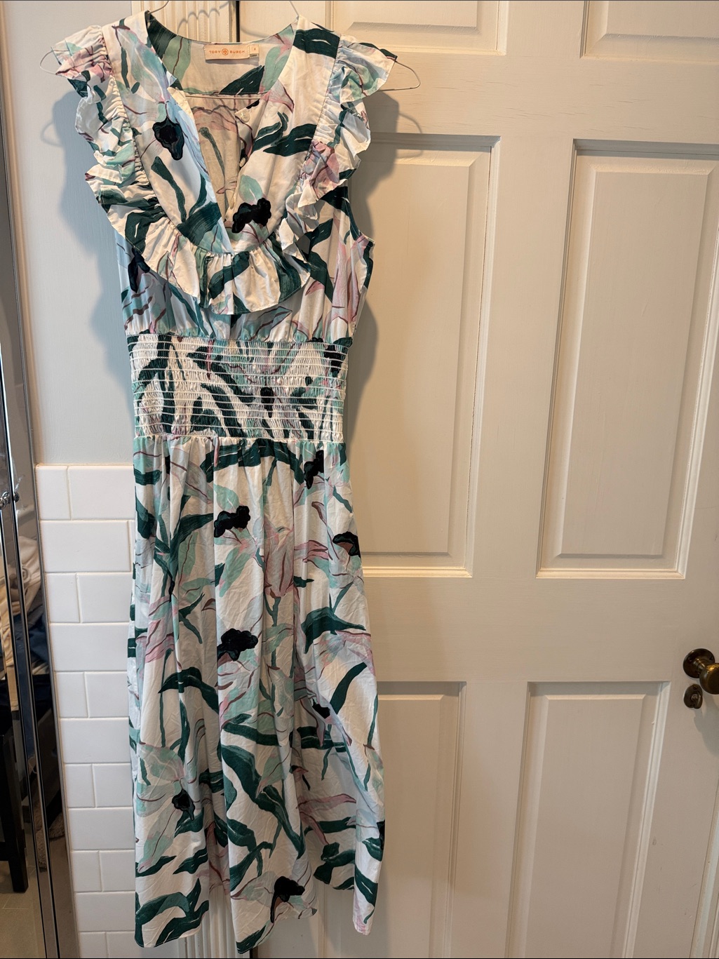 Tory Burch Ruffled V-Neck Floral Midi Dress In White And Green